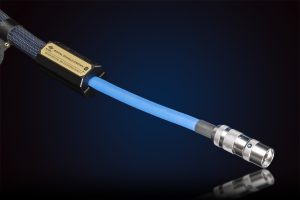 Siltech-Royal-Single-Crown-Interconnect-XLR-C