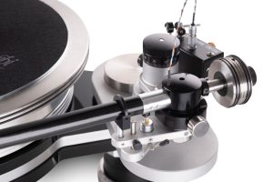 VPI-Avenger-Reference-01-scaled